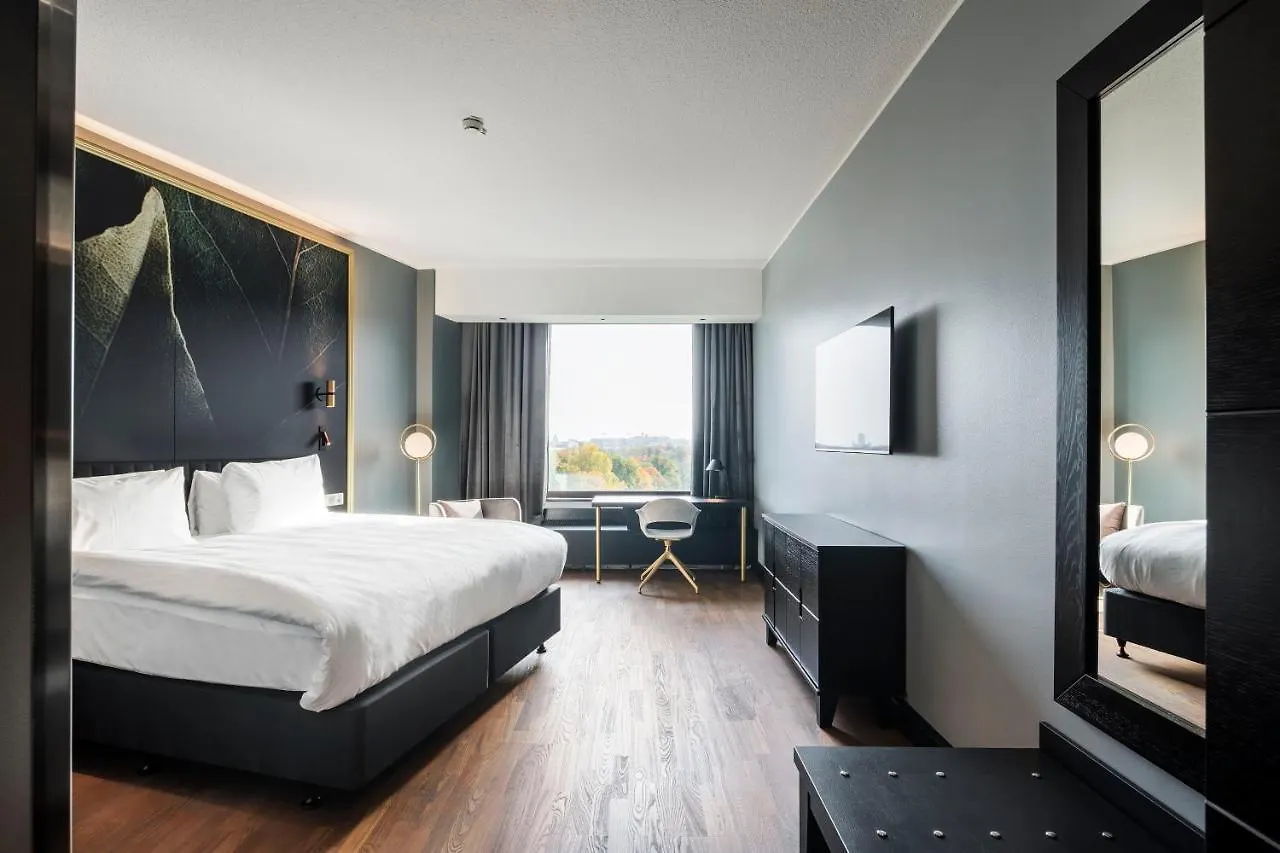 Crowne Plaza Helsinki - Hesperia By Ihg Hotel