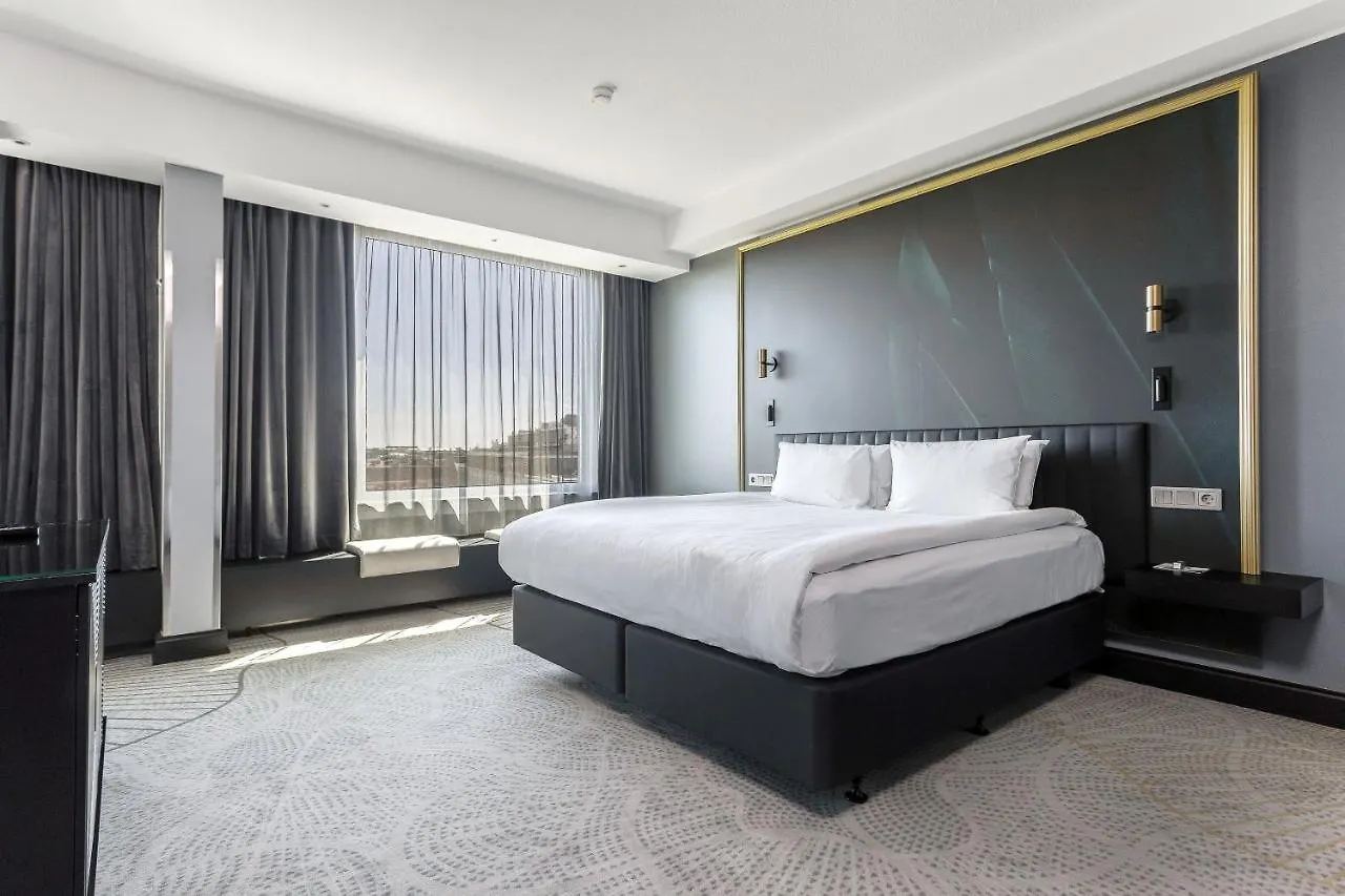 Crowne Plaza Helsinki - Hesperia By Ihg Hotel