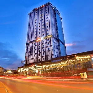 Tryp By Wyndham Basin Ekspres Hotel Istanboel